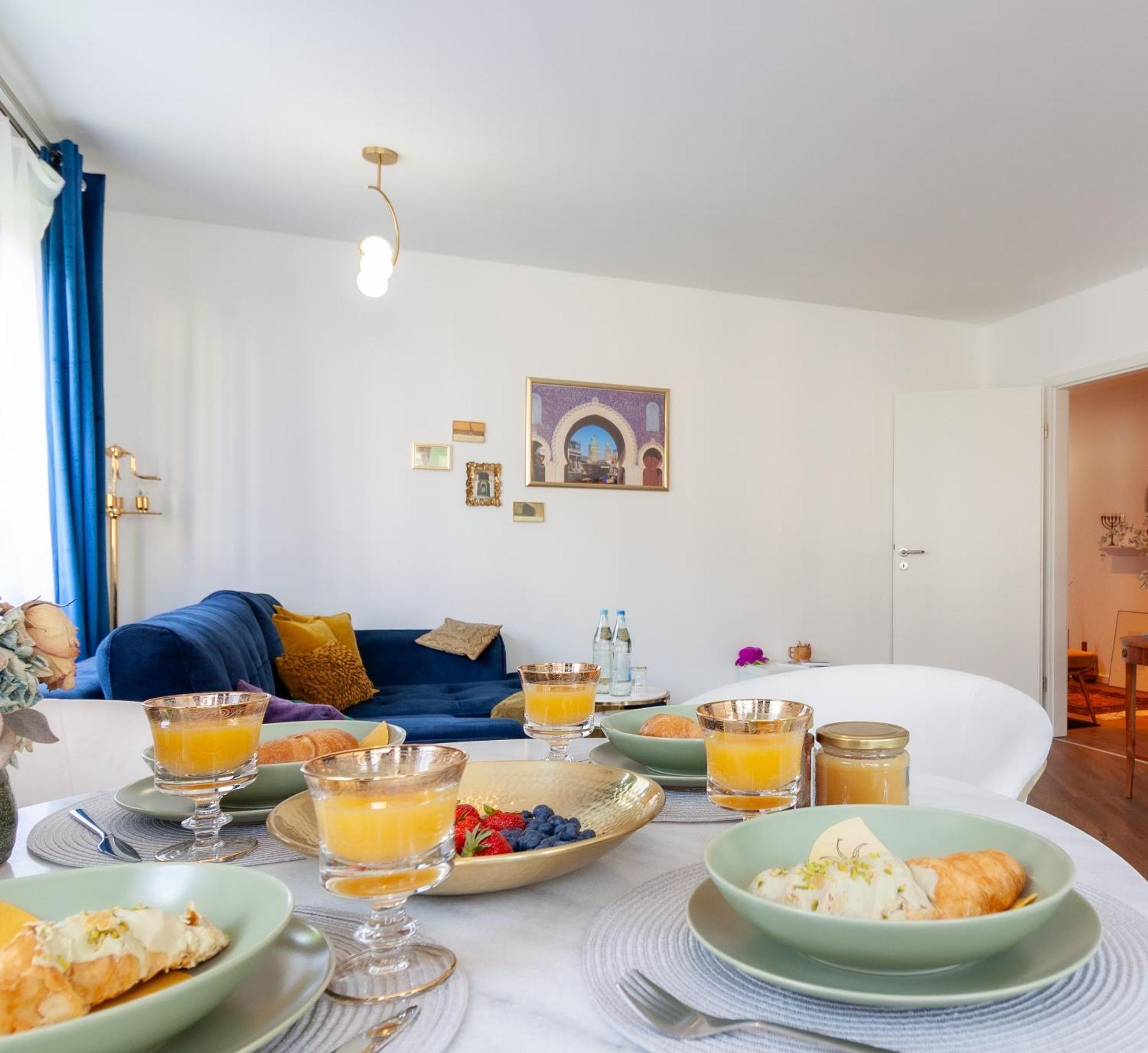 Armonia - Naehe Messe&city I Wlan I Parken I Arbeitsplatz Apartment *